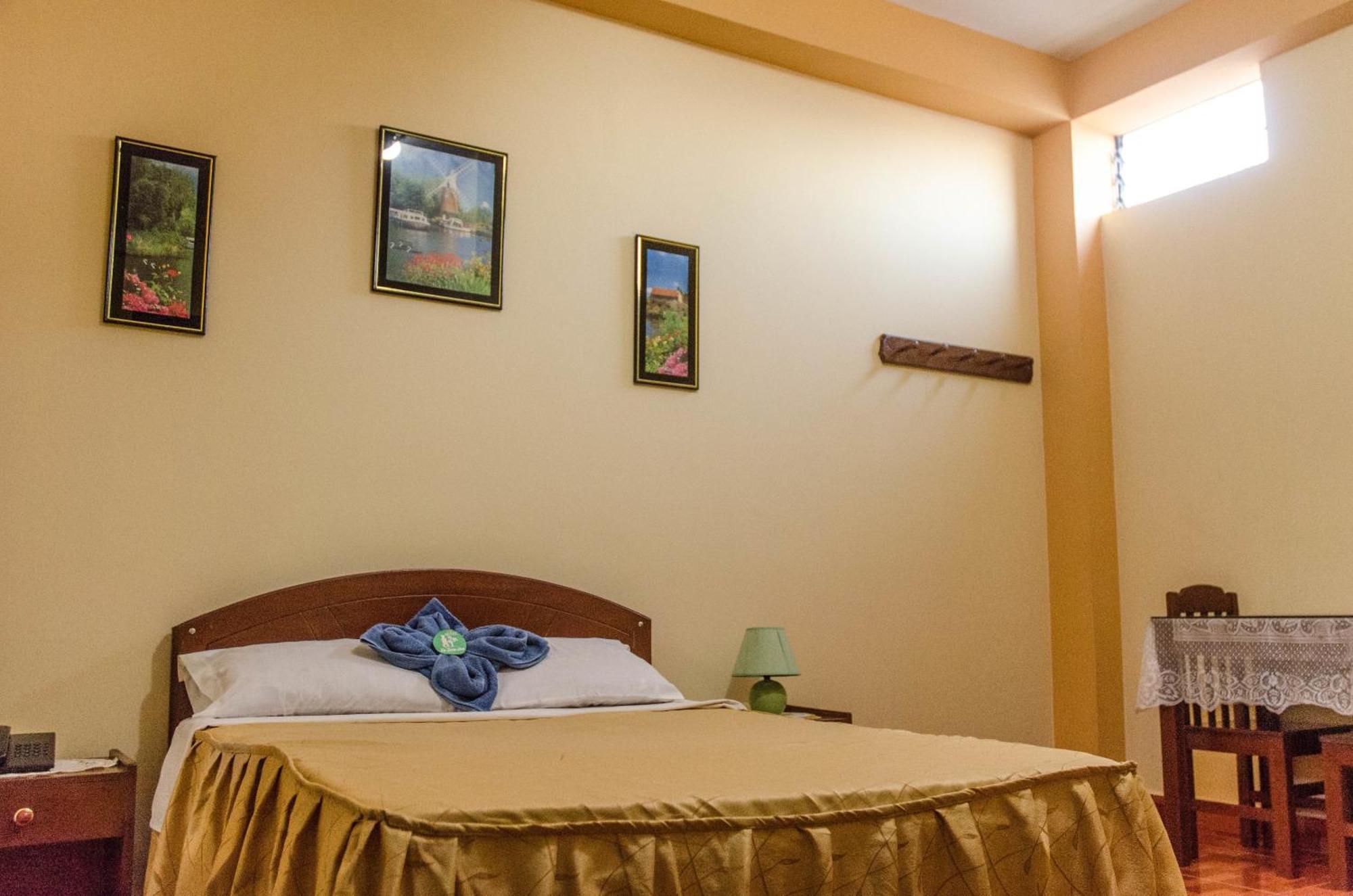 La Torre Inn Puerto Maldonado Habitación foto